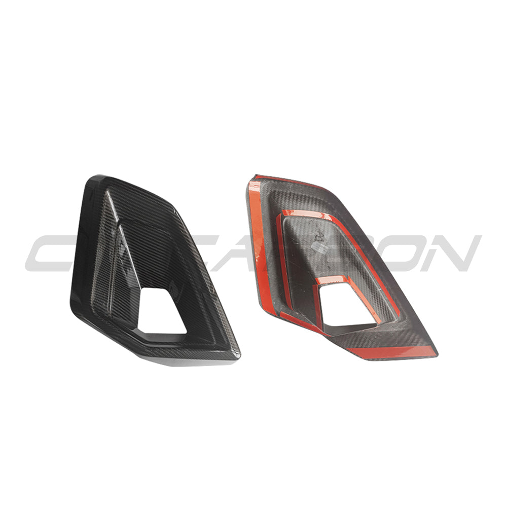 BMW G05 X5 LCI 2024+ carbon fiber front duct add-on by CT Carbon, close-up of the sleek, textured carbon fiber accessory.