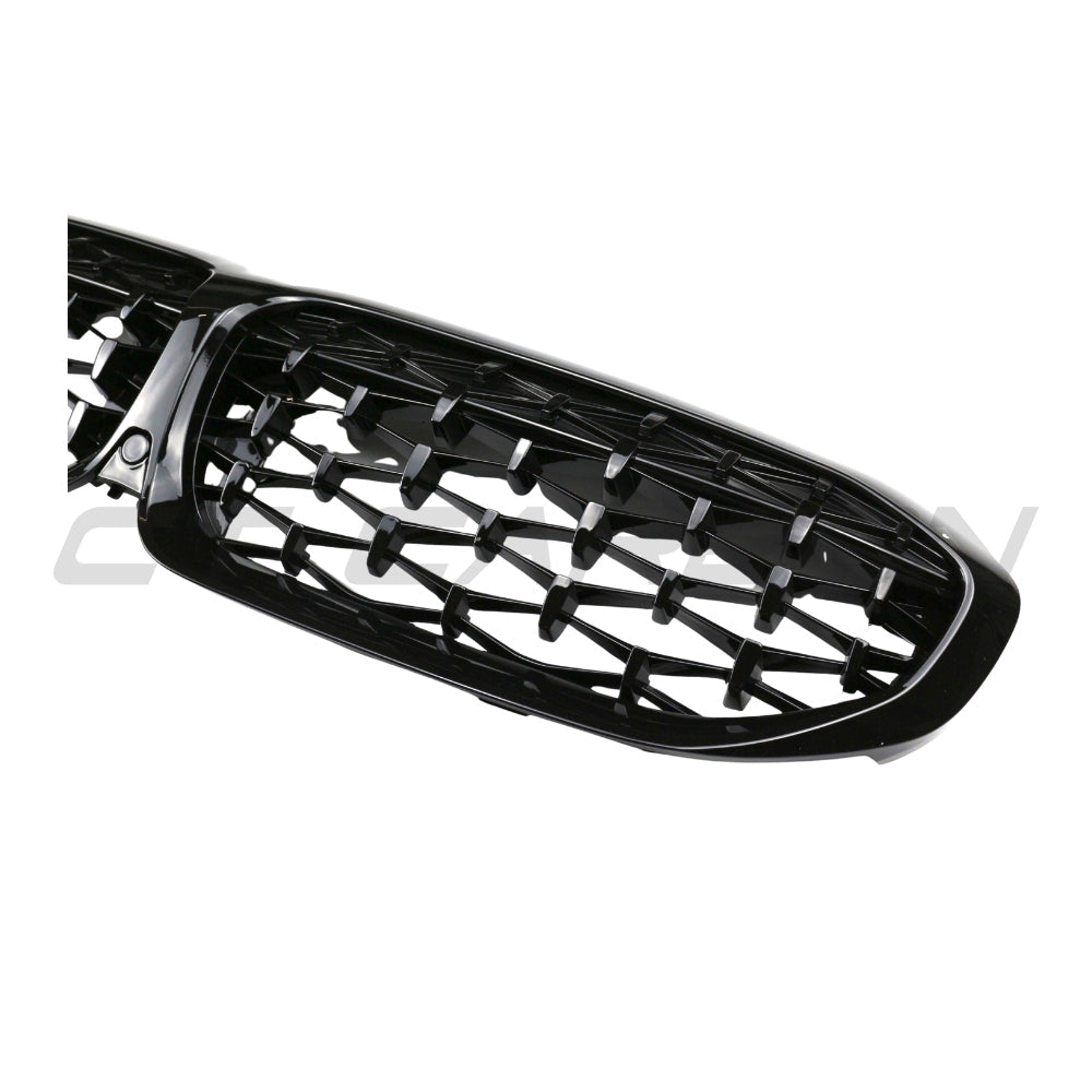 BMW 3 Series G20 G21 2018-2022 CT Carbon gloss black grille, close-up view showing the sleek, shiny finish and grille design.