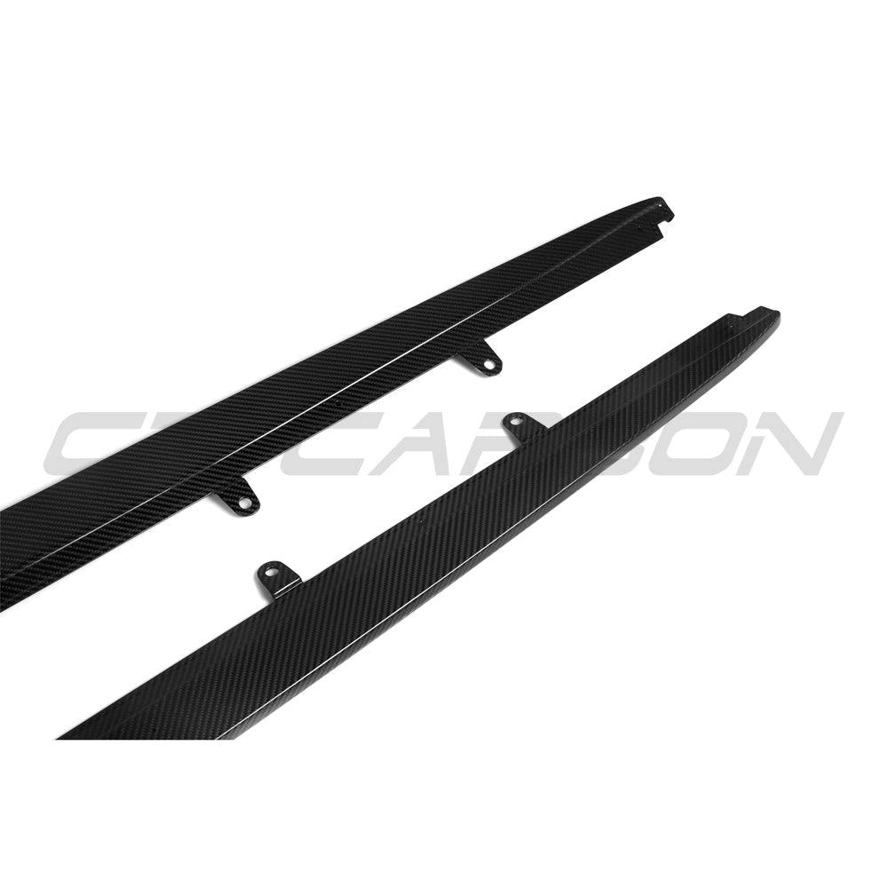 BMW F90 M5 and G30/G31 5 Series pre-preg carbon fiber side skirts by CT Carbon, sleek and aerodynamic for enhanced style.