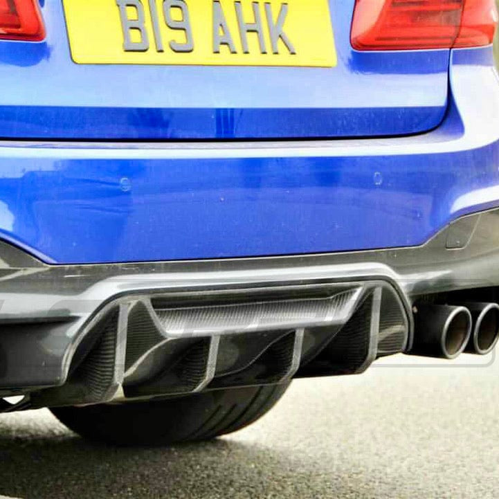 BMW M5 F90 CARBON FIBRE DIFFUSER - V1