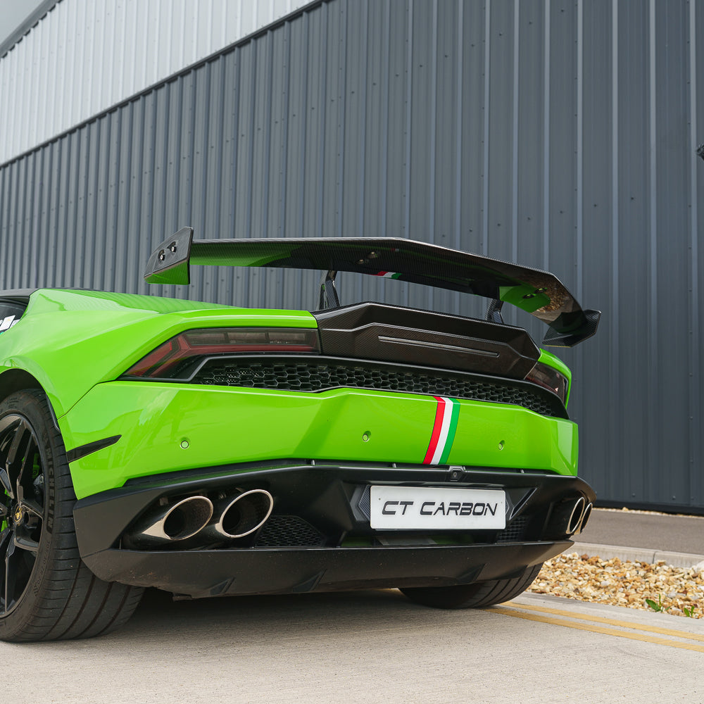 Lamborghini Huracan LP-580/LP-610 EVO carbon fiber spoiler by CT Carbon mounted on the car's rear wing.