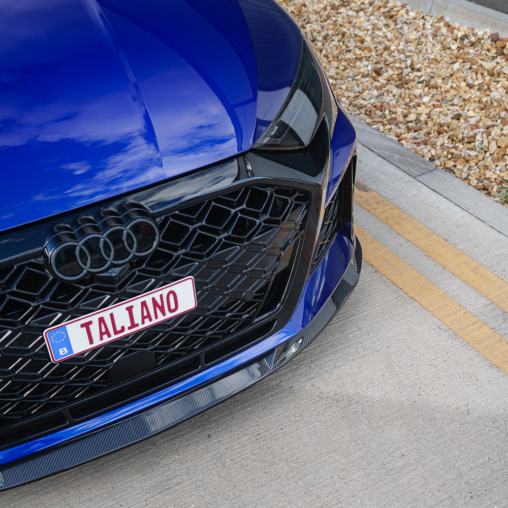 CT Carbon full carbon fibre kit for Audi RS3 8Y 2025+ facelift saloon, including front splitter, side skirts, and rear diffuser.