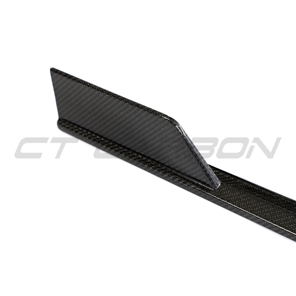 Hyundai i30N carbon fibre side skirts by CT Design, featuring sleek, aerodynamic accents for sporty styling.