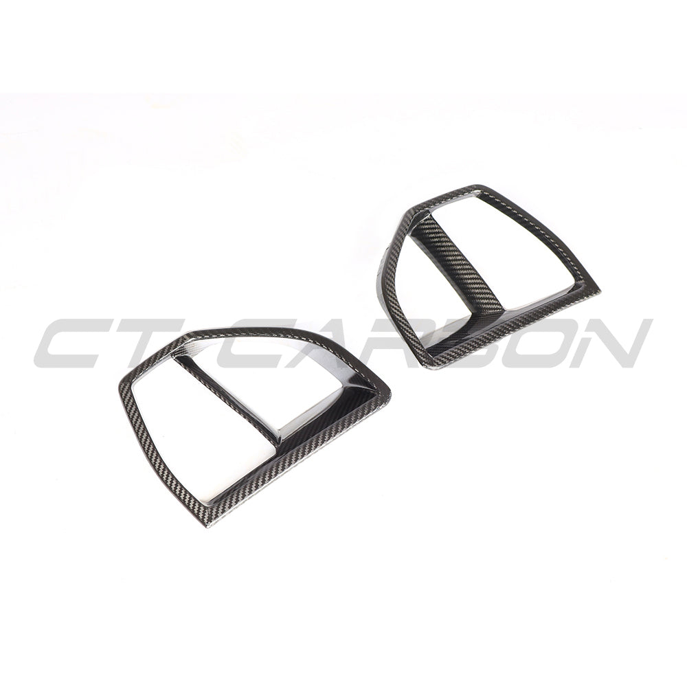BMW G05 X5 2019-2023 CT Carbon fiber front vent add-on accessory installed on the vehicle.