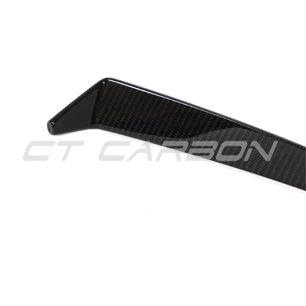 Lamborghini Huracan LP-610 carbon fibre front bumper trim from CT Design, showcasing sleek, lightweight automotive accessory.