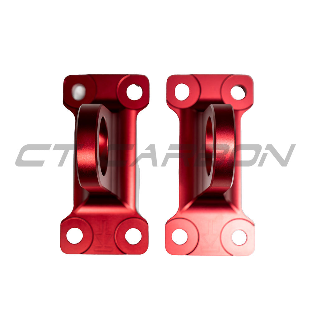 Red aluminum tow hooks for Land Rover Defender L663 90/110/130, designed as durable accessories by CT Carbon.