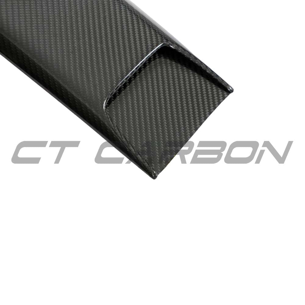 Carbon fibre roof scoop for McLaren 720S by CT Design, showcasing lightweight, aerodynamic design on the vehicle's roof.