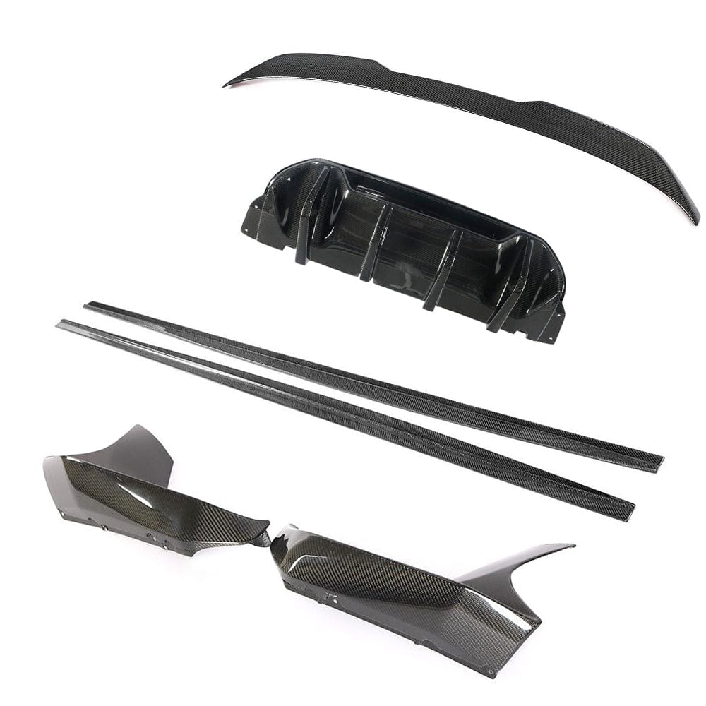 Full carbon fibre kit for BMW F90 M5 saloon by CT Carbon, including front and rear parts with MP style design.