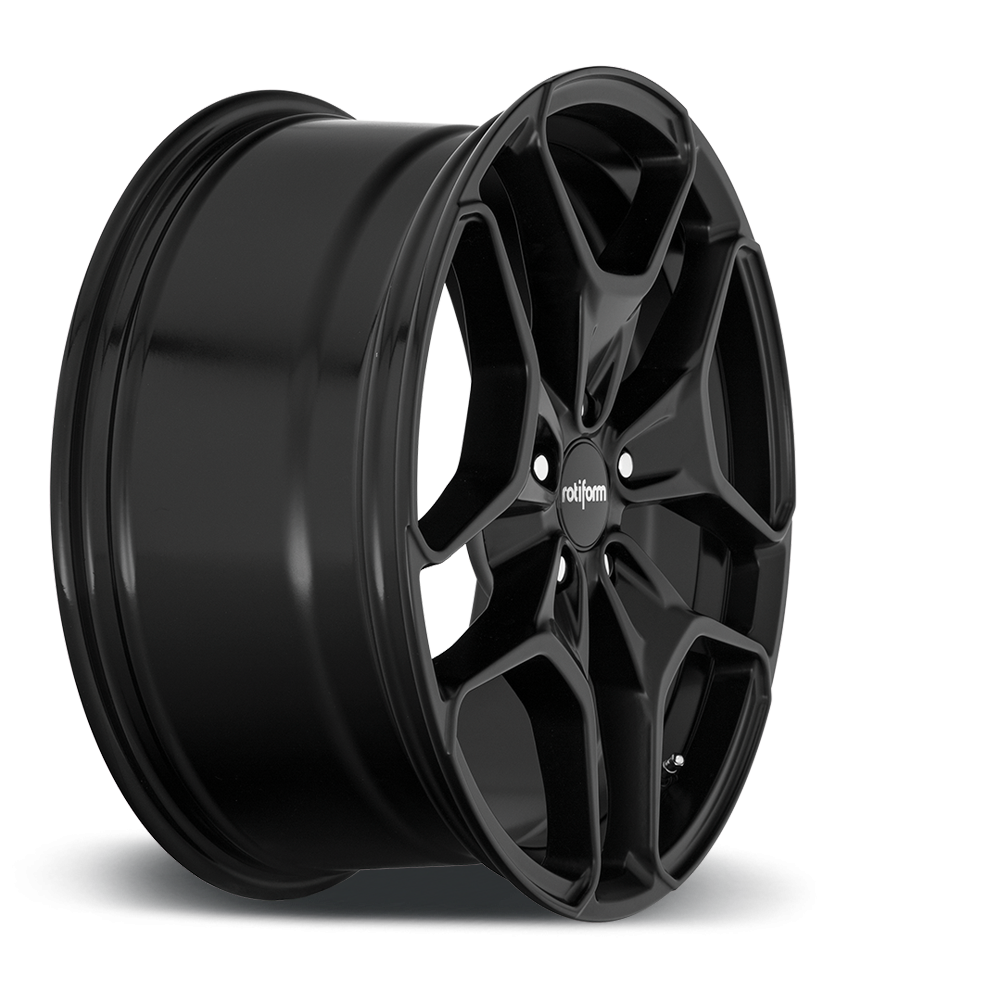 Rotiform HUR wheels in black, matte anthracite, and gloss silver finish, showing a close-up of the 19-inch alloy wheel design.