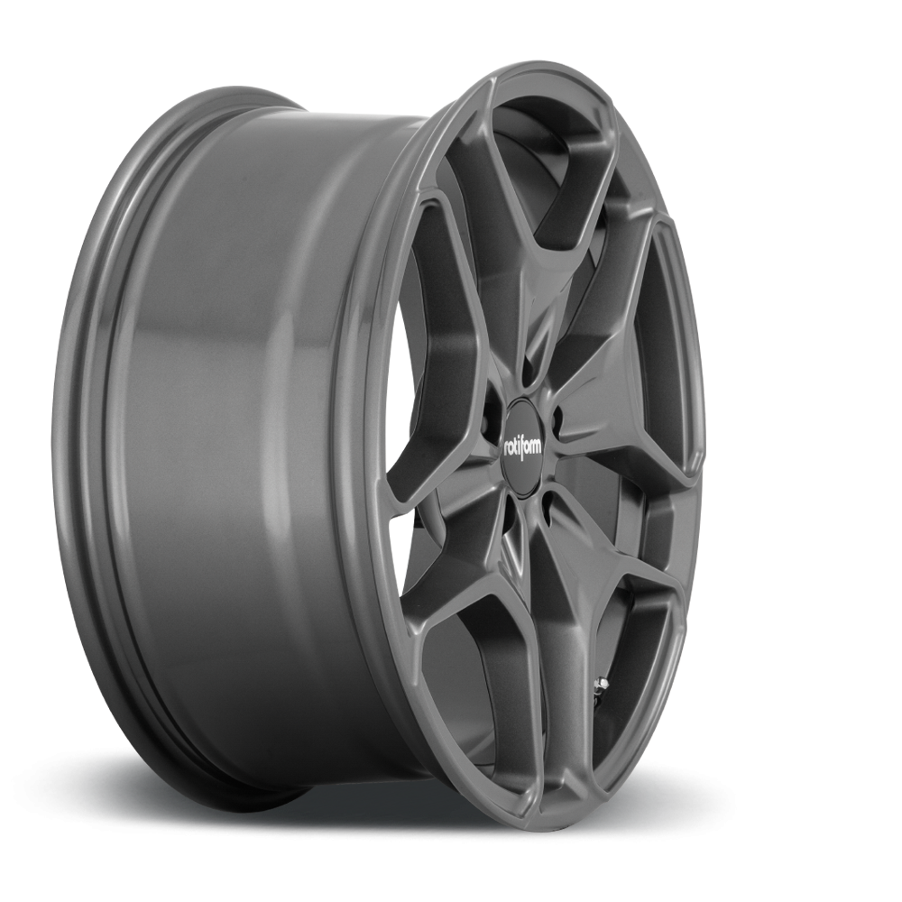Rotiform HUR wheels in black, matte anthracite, and gloss silver finish, 19-inch diameter, 8-inch width with ET45 offset.