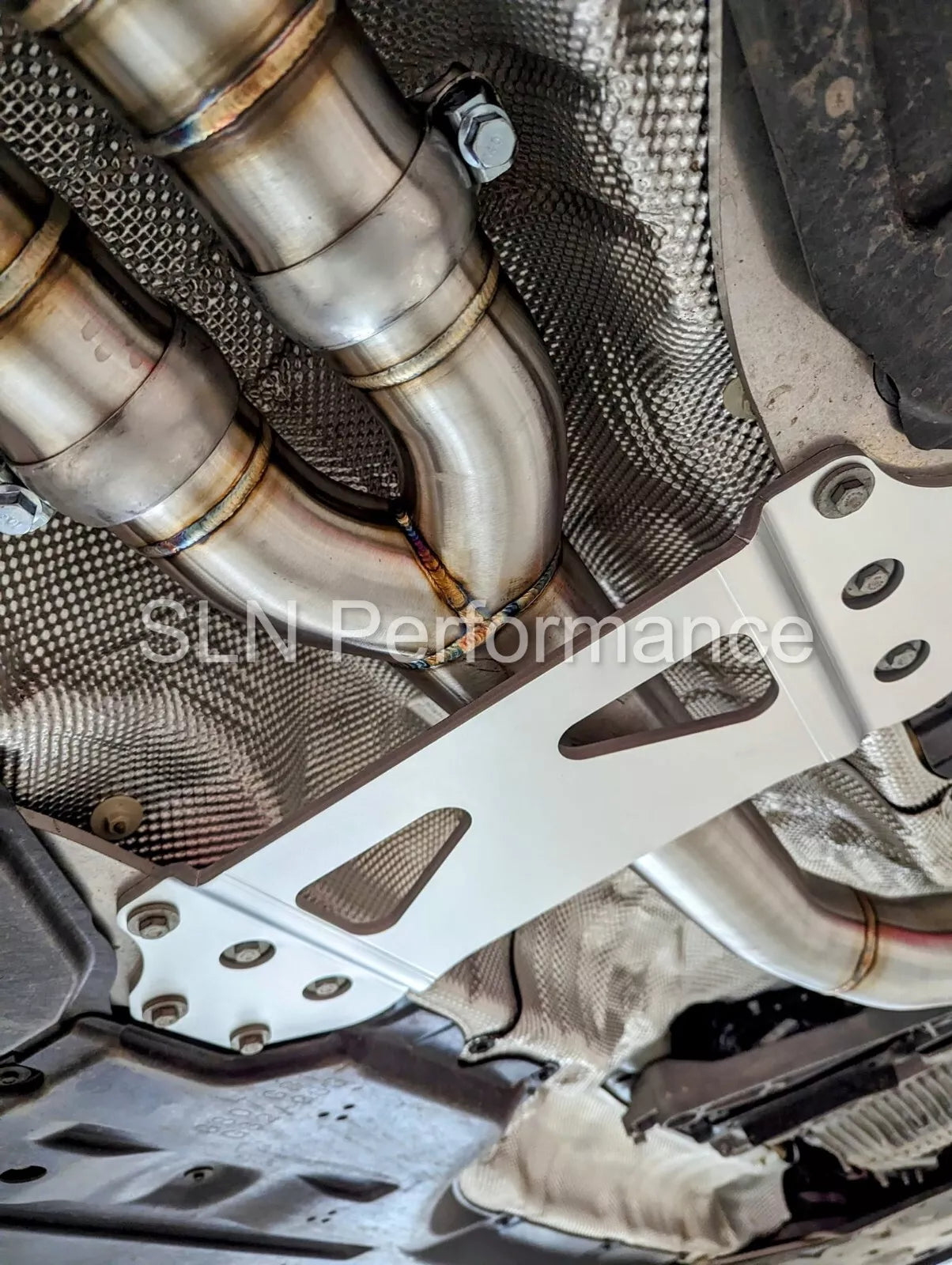 SLN Performance - BMW S58 M3 G80 M4 G82 & X3M X4M LCI Single Mid Pipe with Under-Brace - Nineteen72 Performance