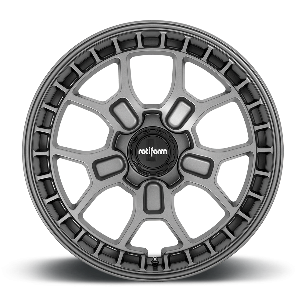 Rotiform ZMO-M black and matte anthracite wheels with 19-inch size and 8-inch width, featuring a face design and 114.3mm bolt pattern.
