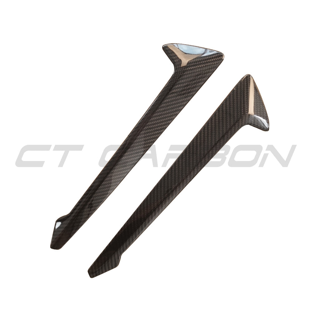 BMW G05 X5 2019-2023 CT Carbon fiber fender trim add-on for enhanced vehicle appearance, shown on the side of the SUV.
