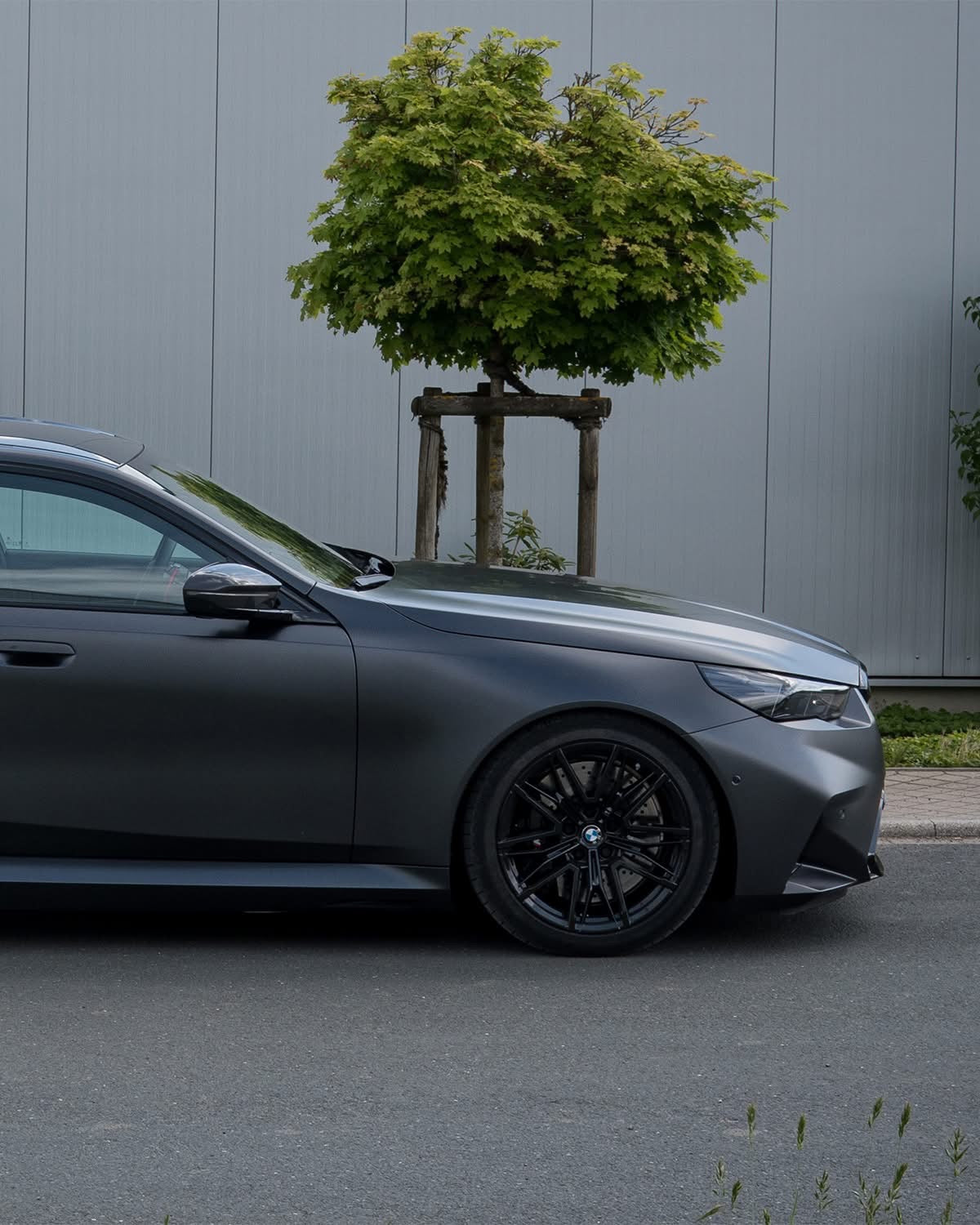 Eibach x Bimecc Stance Kit for BMW M5 G90, includes Eibach Pro Kit suspension springs and Bimecc wheel spacers.