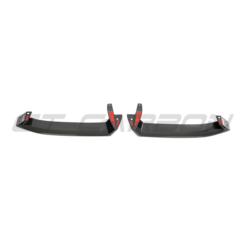 BMW 5 Series and i5 G60/G61 carbon fibre splitter by CT Carbon, shown installed on the front of the vehicle.