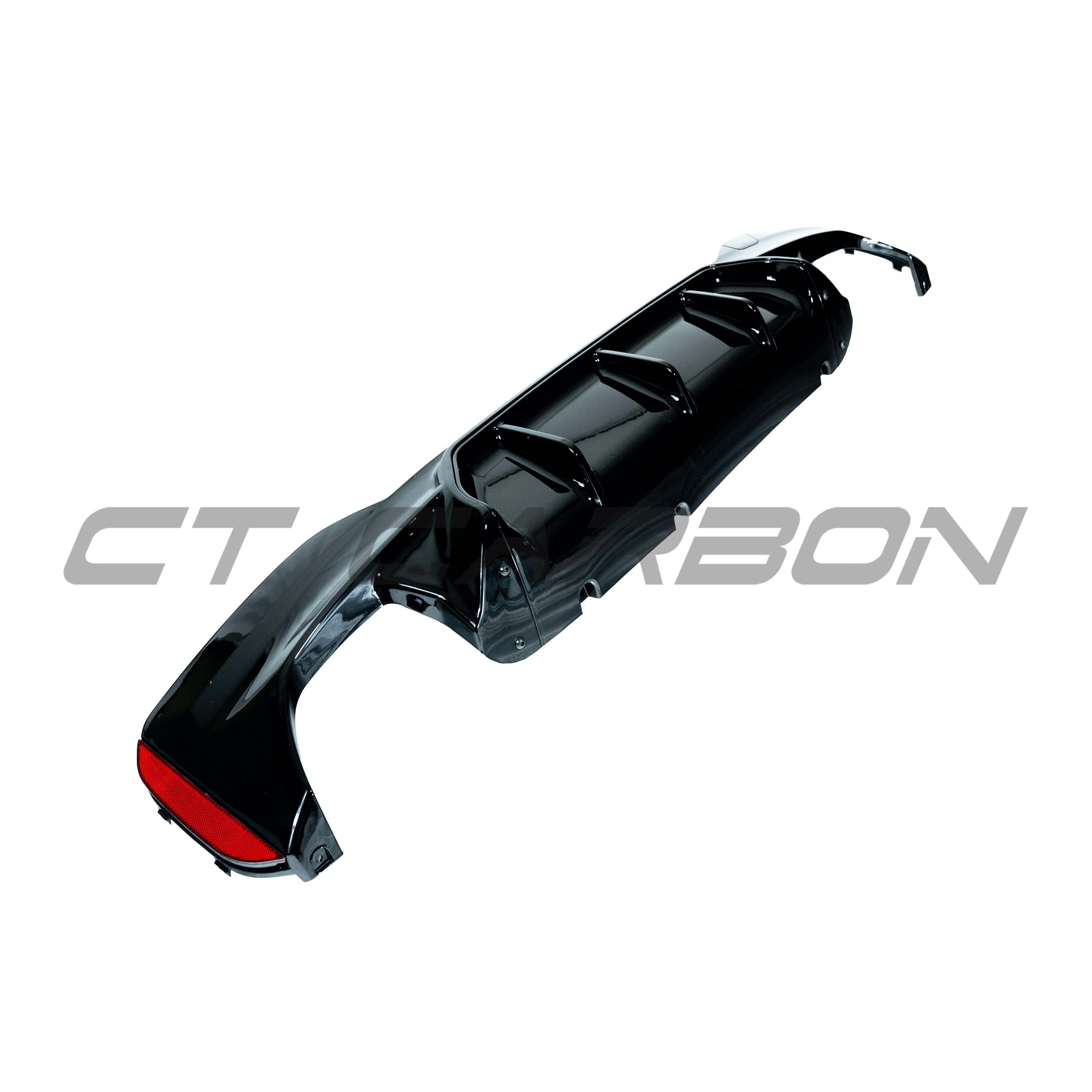 BMW 5 Series G30 LCI 2021+ full gloss black kit by CT Carbon, including M5-style exterior accessories.