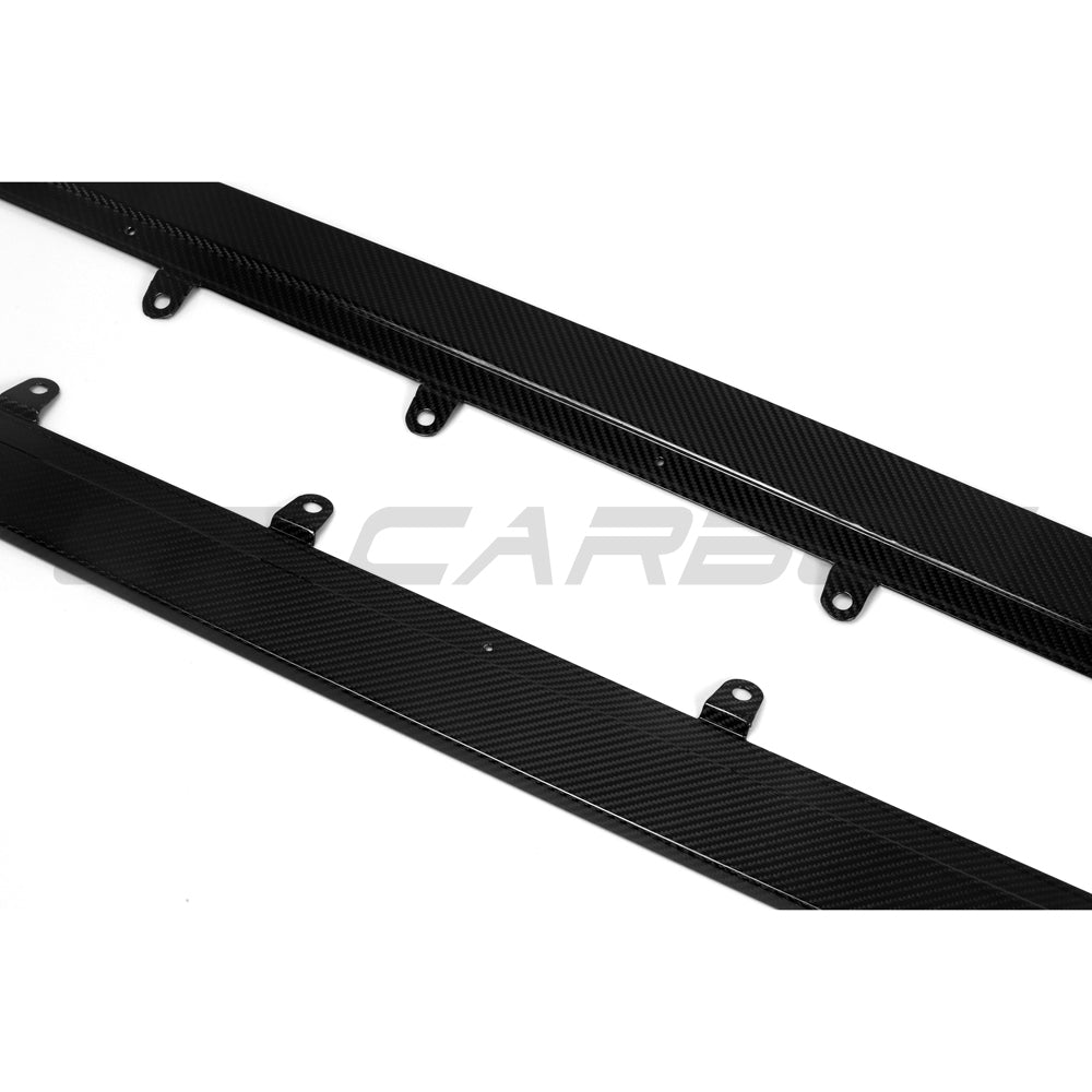 BMW F90 M5 and G30 G31 5 Series pre-preg carbon fibre side skirts by CT Carbon, showing sleek, aerodynamic upgrade detail.