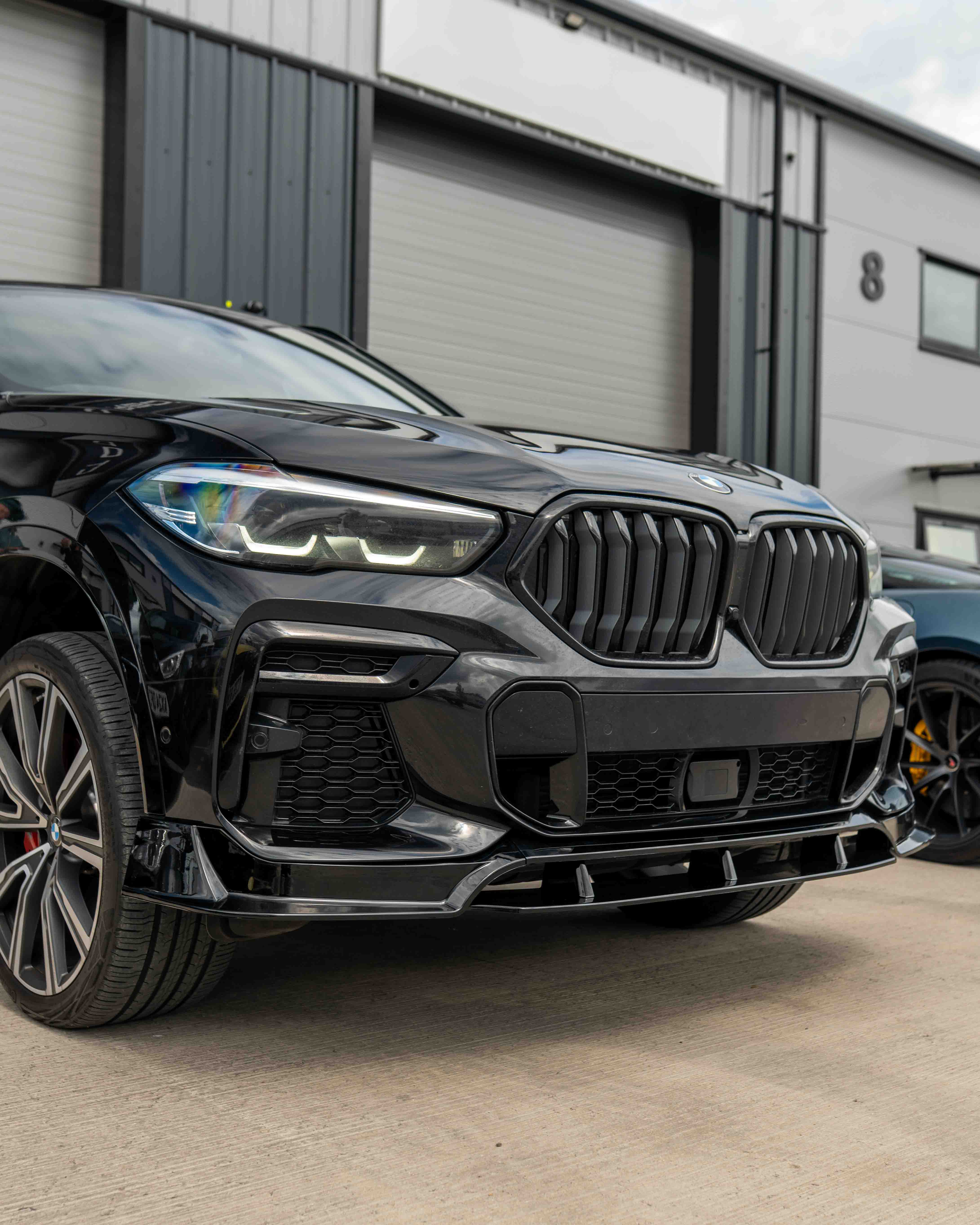 BMW G06 X6 Pre-LCI 2020-2024 full gloss black kit by CT Carbon, featuring sleek, high-quality carbon fiber components for the SUV.