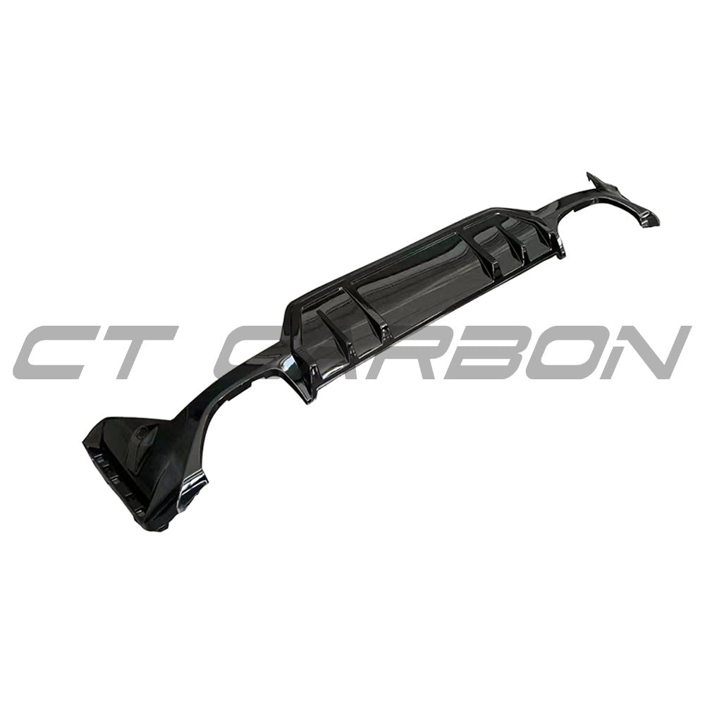 BMW G20 G21 3 Series LCI 340i CT Carbon gloss black rear diffuser with square exhaust cutout for enhanced sporty look.
