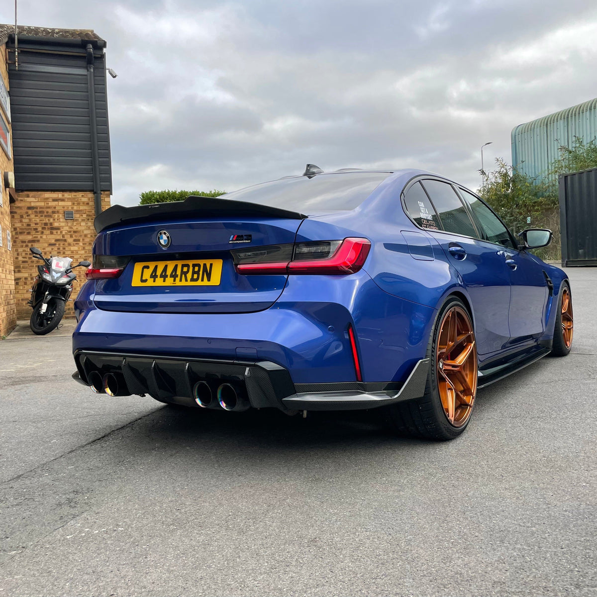 BMW M4 G82/G83 CARBON FIBRE REAR BUMPER CORNERS - V1
