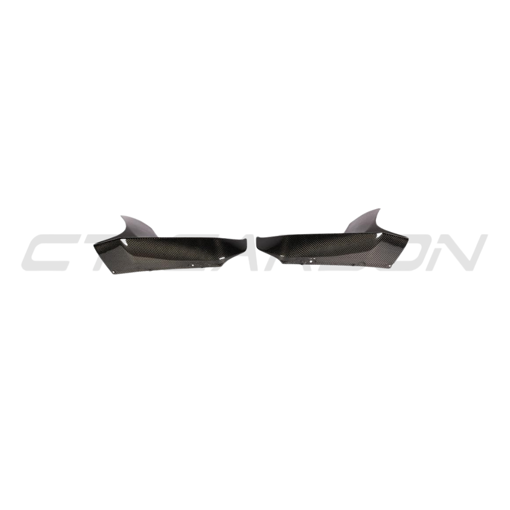 BMW M5 F90 pre-LCI carbon fiber splitter corners by CT Carbon, designed for the 2017-2020 model, with detailed carbon fiber finish.
