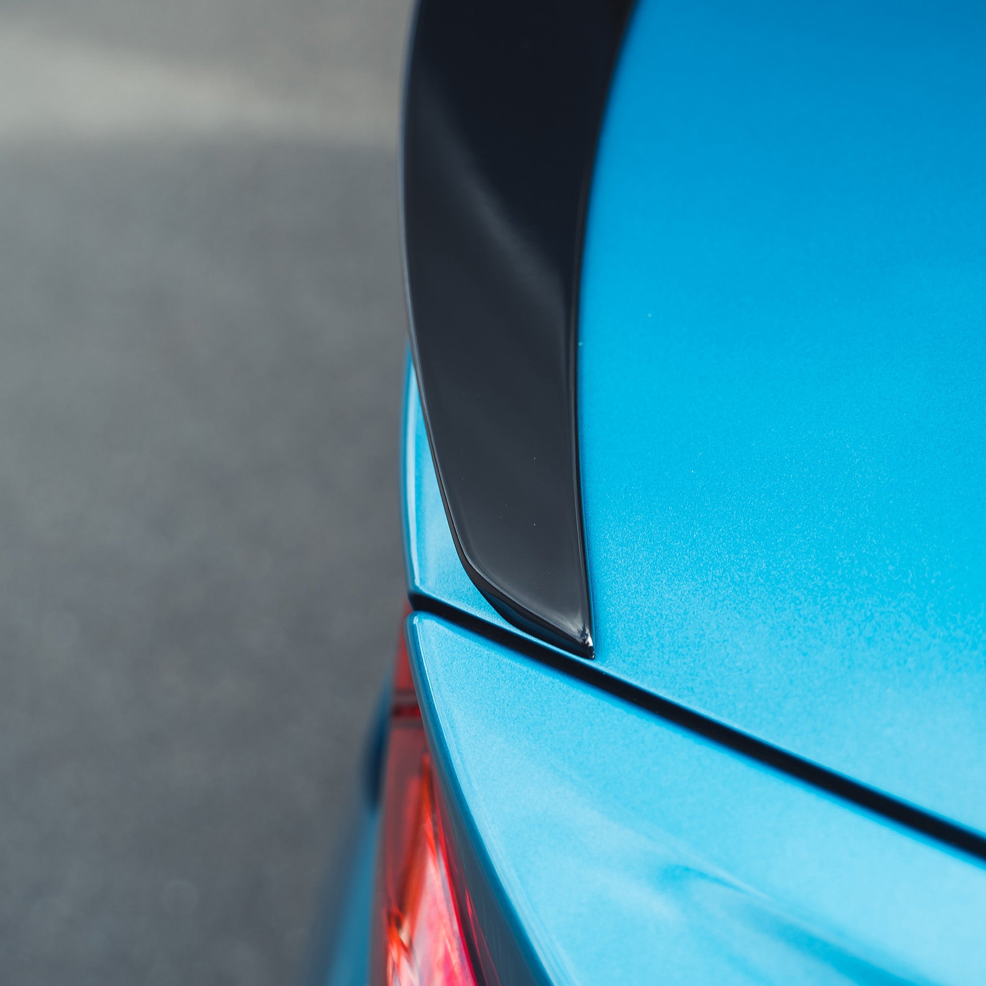 BMW 4 Series F32 2013-2020 gloss black full kit with twin exhaust, by CT Carbon, featuring sleek black carbon fiber components.