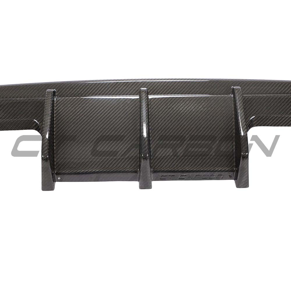 BMW G82 M4 full carbon fibre kit by CT Carbon, featuring lightweight aerodynamic components and sleek carbon fibre finish.