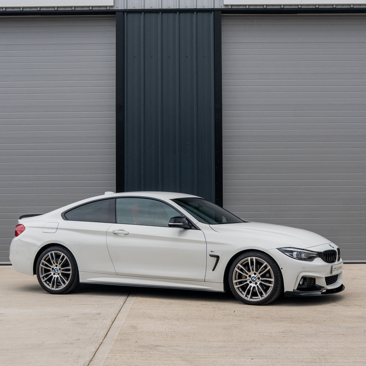 BMW 4 SERIES F32 2013-2020 GLOSS BLACK FULL KIT (DUAL EXHAUST) - V2