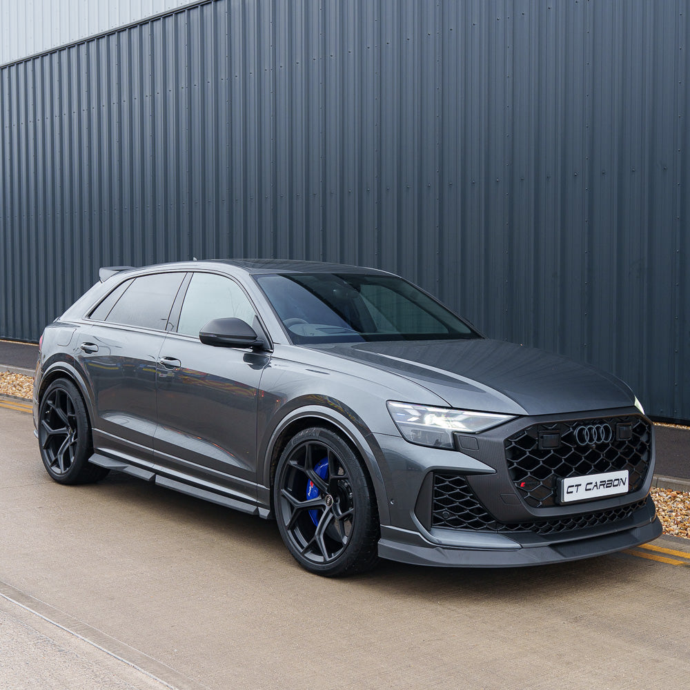 CT Carbon Audi RSQ8 facelift 2025+ carbon fibre splitter, showing sleek, aerodynamic design and textured black finish.