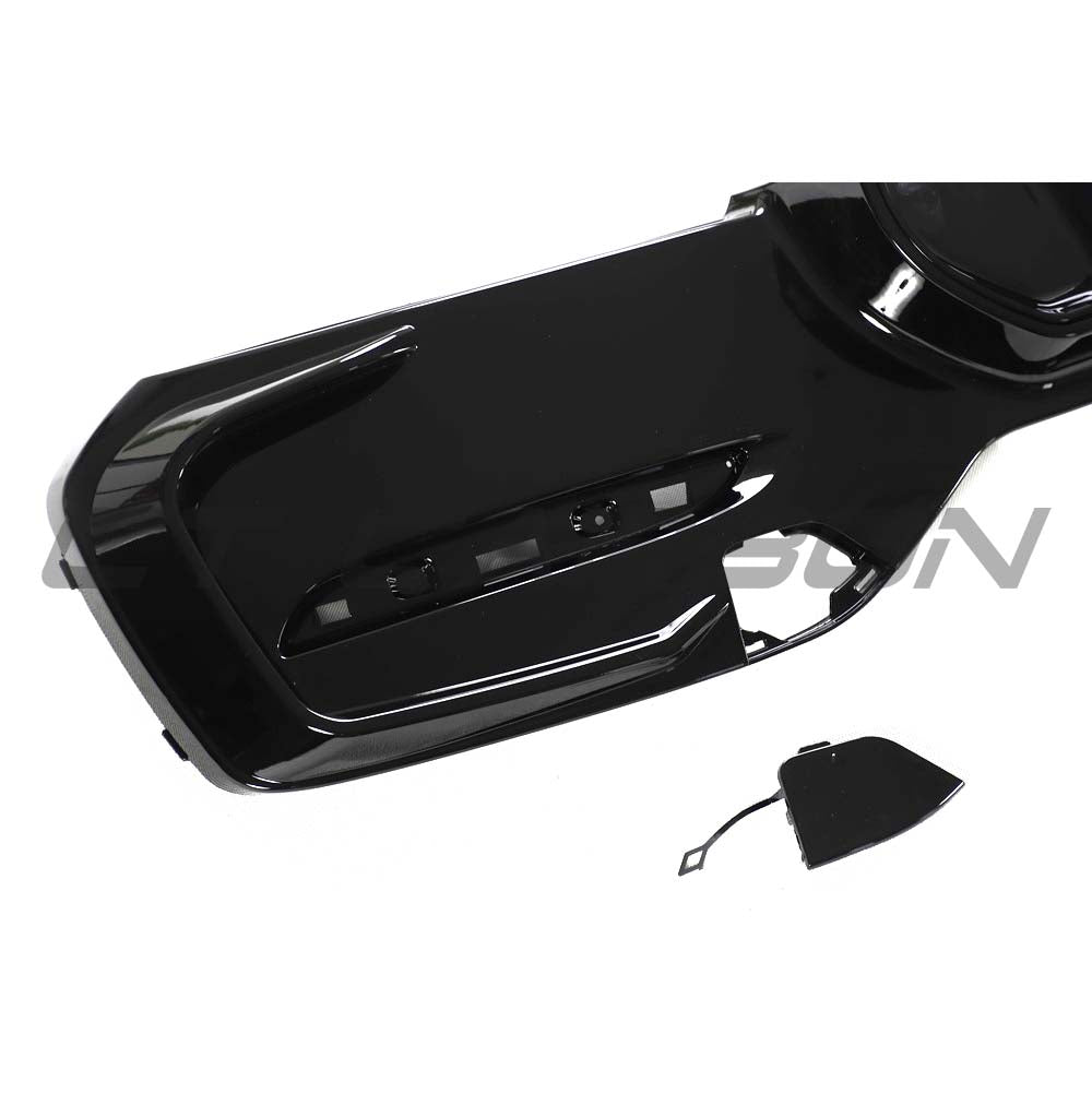 BMW F20/F21 1 Series LCI twin left gloss black kit by CT Carbon, showing sleek black carbon fiber parts on a car.