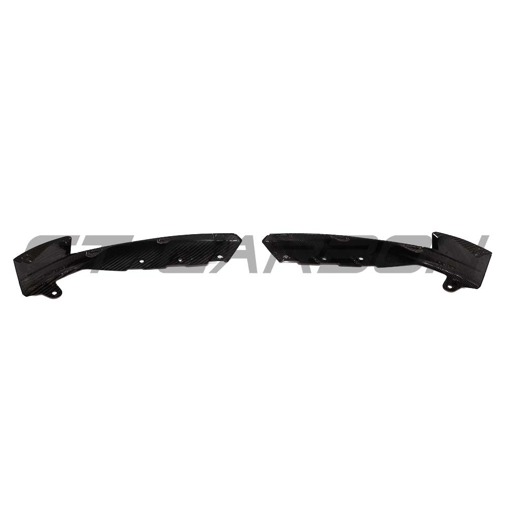 BMW M3 M4 G80 G81 G82 G83 Carbon Fibre Front Bumper Corner Replacements by CT Carbon, close-up view of the lightweight accessory.