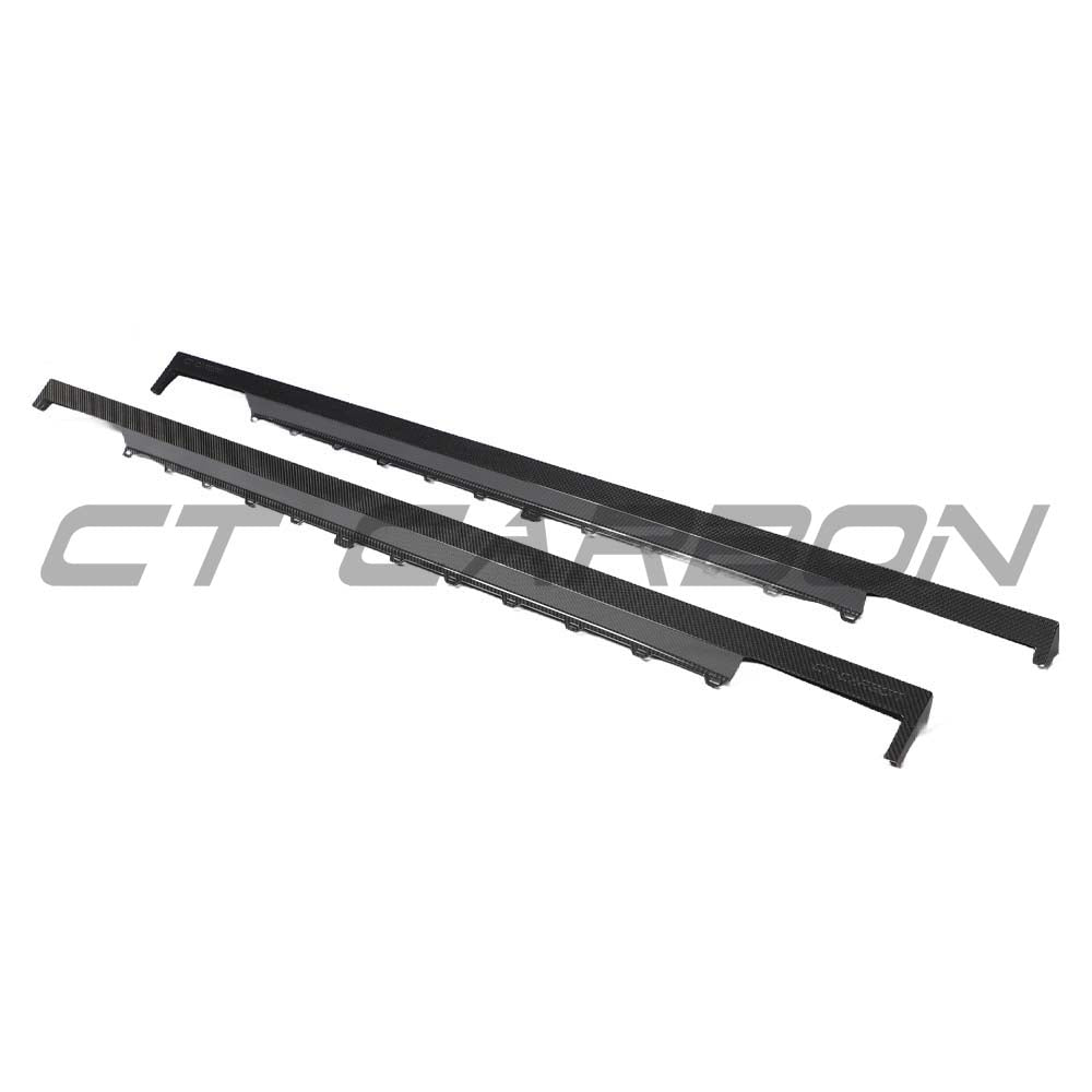 AUDI RS6 C8 full carbon fibre kit by CT Carbon, showing close-up of carbon fibre components on the car's exterior.