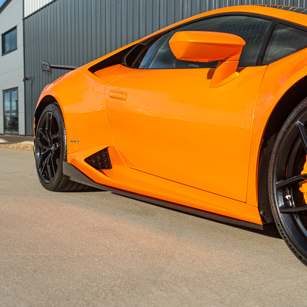 LAMBORGHINI HURACAN LP-610 CARBON FIBRE SIDE SKIRTS - CT DESIGN