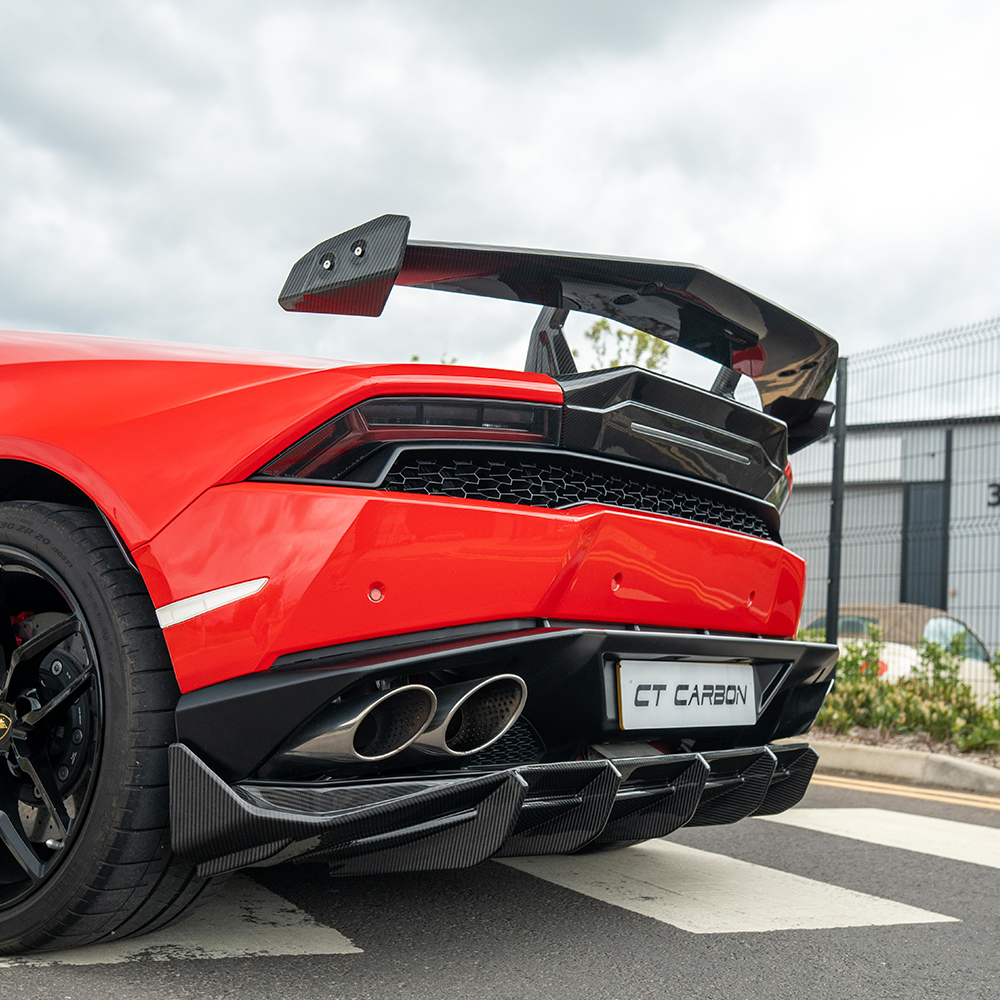Lamborghini Huracan LP-610 carbon fibre diffuser by CT Carbon, showcasing sleek aerodynamic design and high-performance materials.