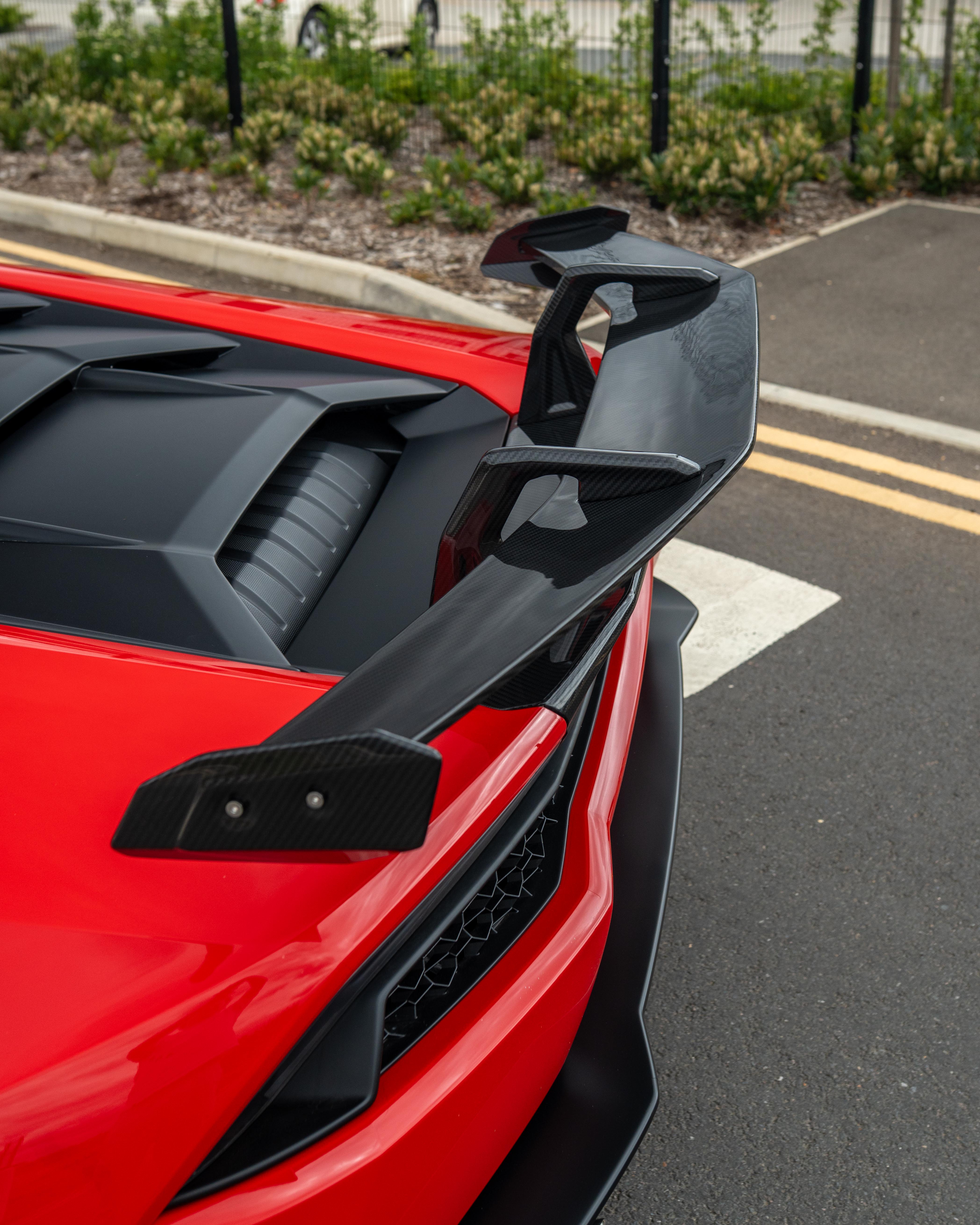 Lamborghini Huracan LP-610 carbon fiber spoiler wing by CT Design, featuring sleek aerodynamic design and lightweight construction.