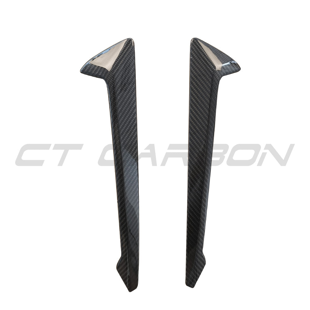 BMW G05 X5 2019-2023 CT Carbon fiber fender trim add-on, close-up of sleek, lightweight automotive accessory for enhanced style.