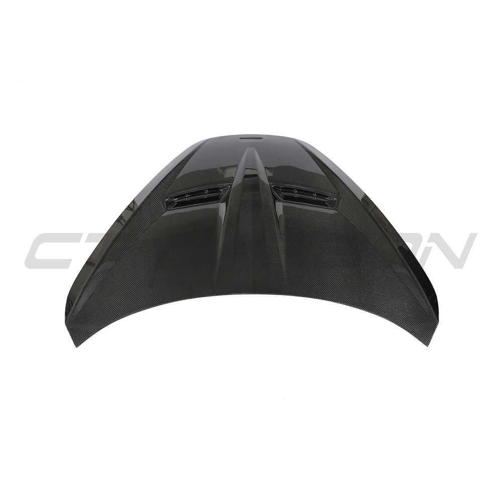 MCLAREN 720S carbon fibre bonnet with CT Design accents, showcasing lightweight, aerodynamic enhancements.