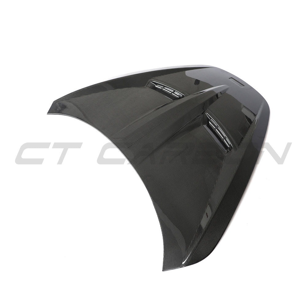 MCLAREN 720S carbon fiber bonnet with CT Design branding, showcasing sleek black finish and aerodynamic design.
