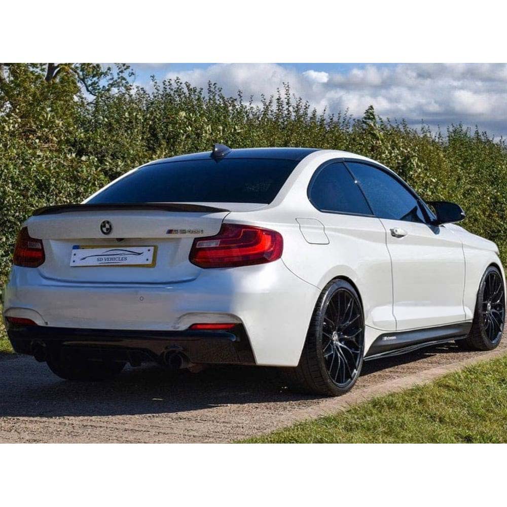 BMW 2 Series F22/F23 CT Carbon gloss black dual exhaust diffuser with MP style, featuring sleek aerodynamic design and high-quality finish.