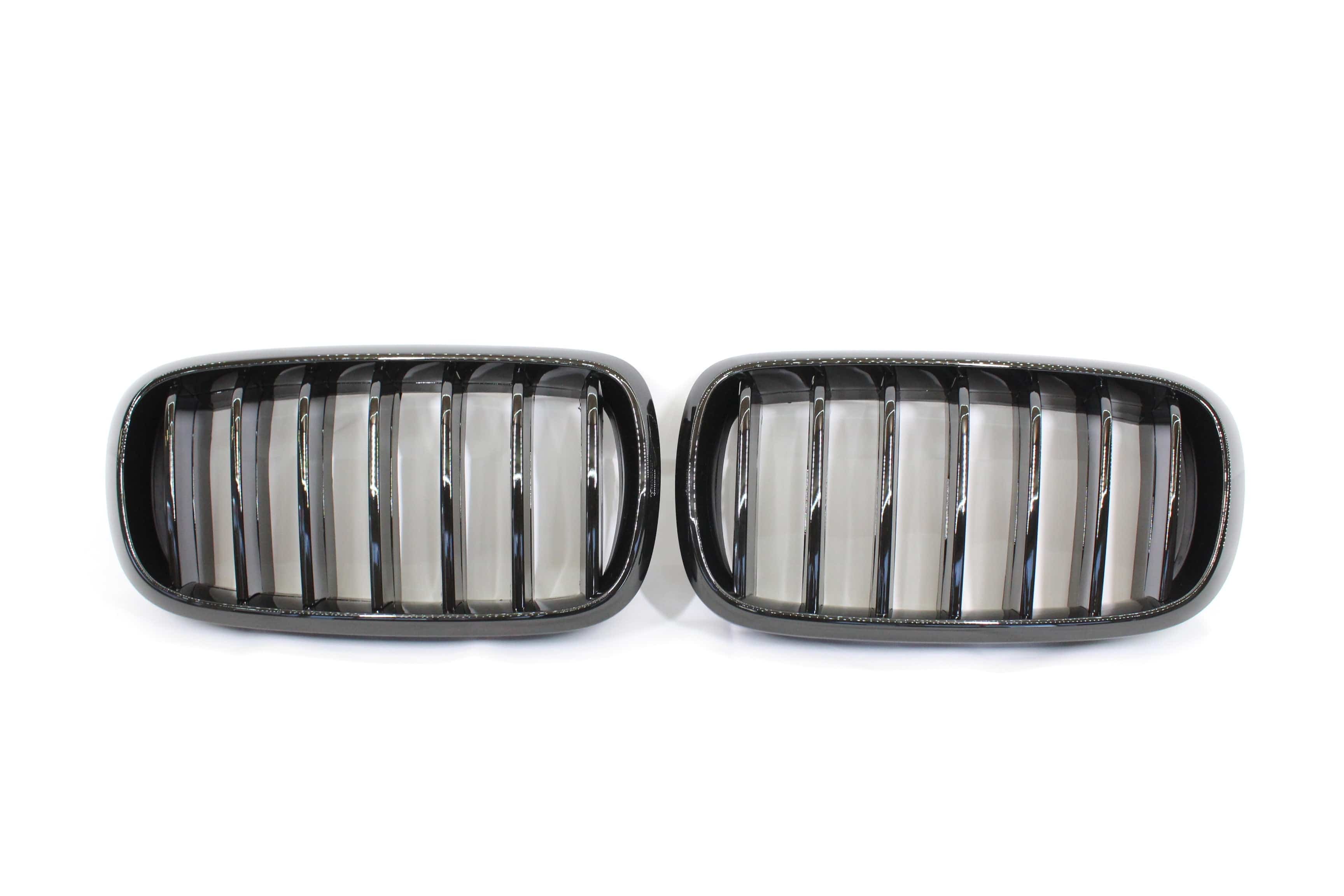 Black single slat grille for BMW F15 F16 X5 X6 by CT Carbon, showing the sleek black design and fitment details.