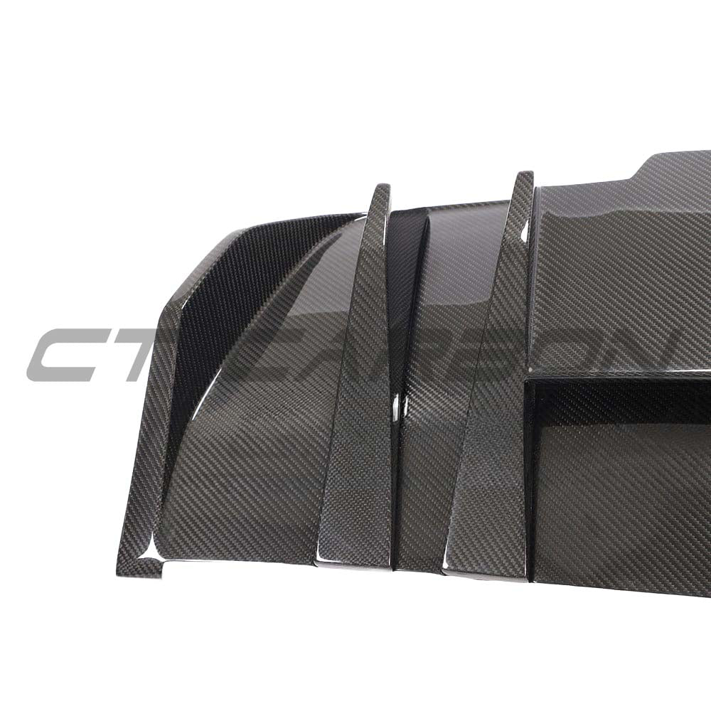 Full Audi R8 V10 Gen 2 carbon fibre kit by CT Carbon, featuring aerodynamic body panels and interior accents in carbon fibre.