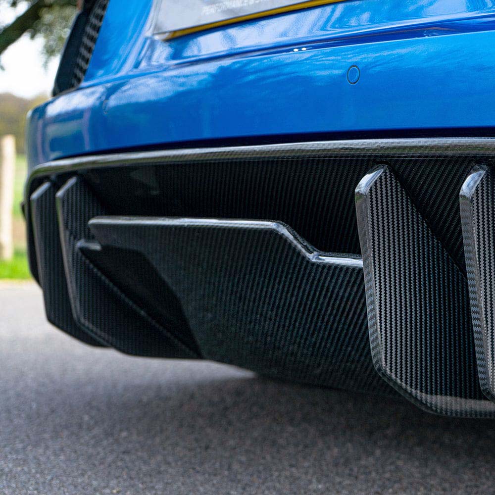 Full car carbon fibre kit for Audi R8 V10 Gen 2 by CT Carbon, including body panels and accents in black carbon fiber finish.