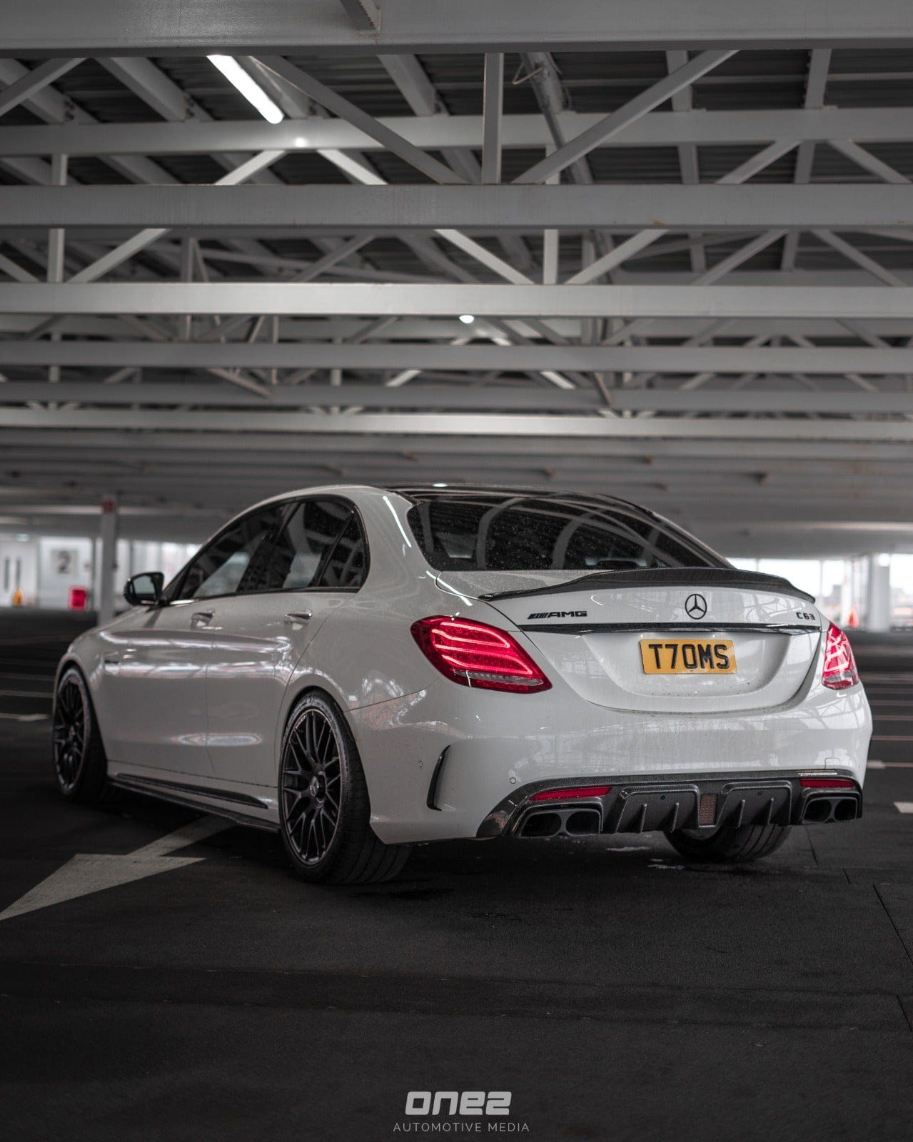 Full carbon fiber kit for Mercedes C63 W205 saloon by CT Carbon, including front and rear components with a B-style design.