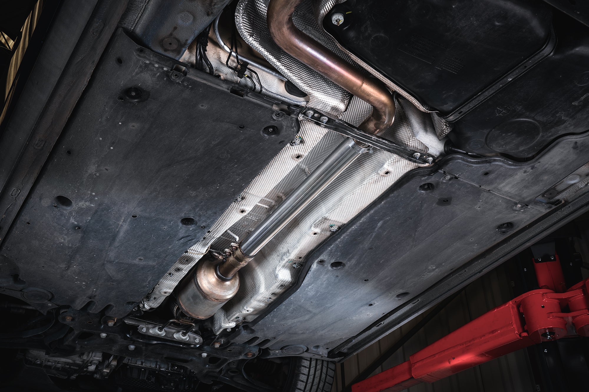 Scorpion Volkswagen Polo GTI AW (Inc. Facelift) Centre Silencer Delete Pipe - rear detail view