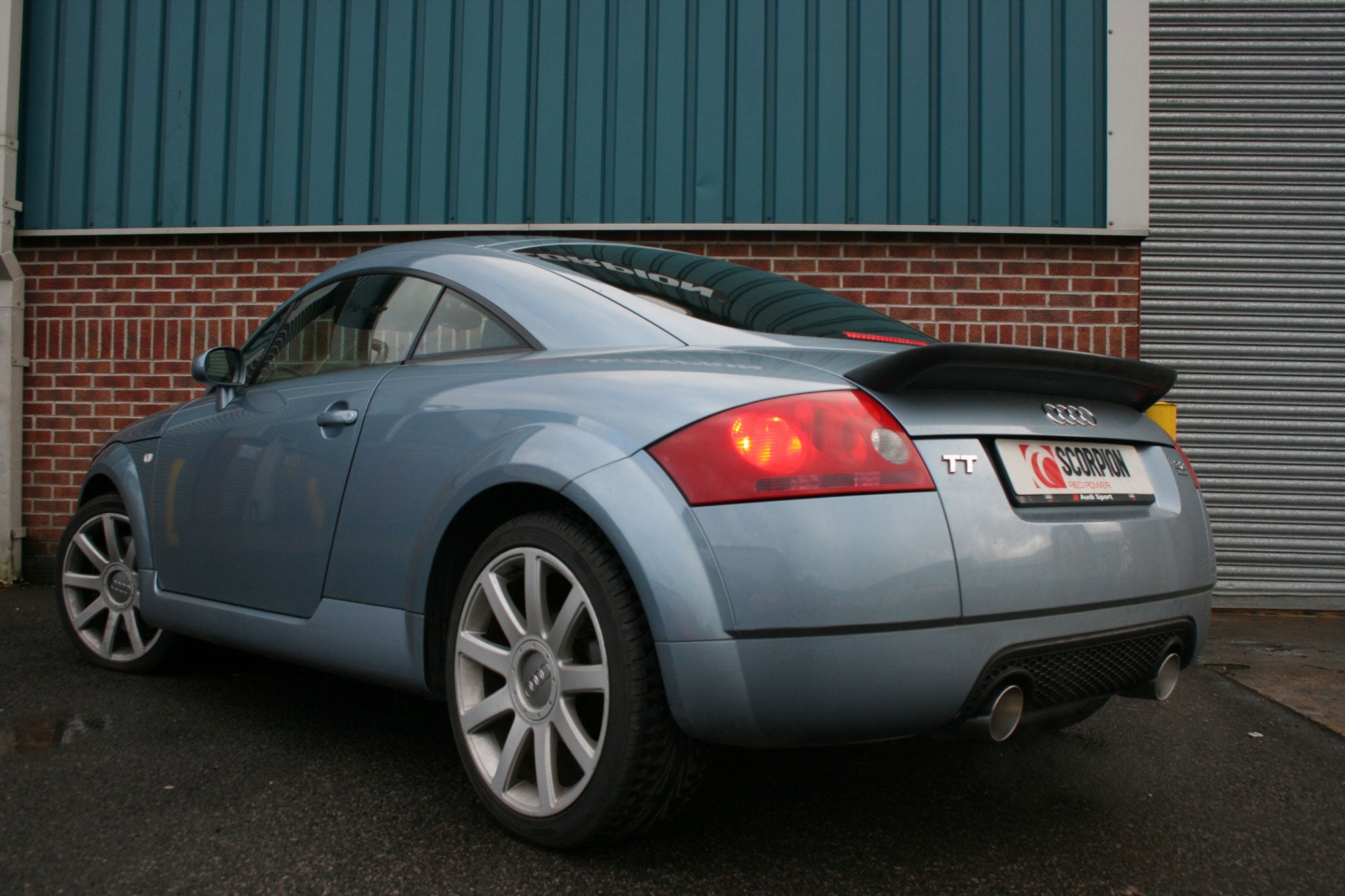 Scorpion Audi TT Mk1 quattro 3.2 V6 Resonated Cat-Back Exhaust - rear detail view