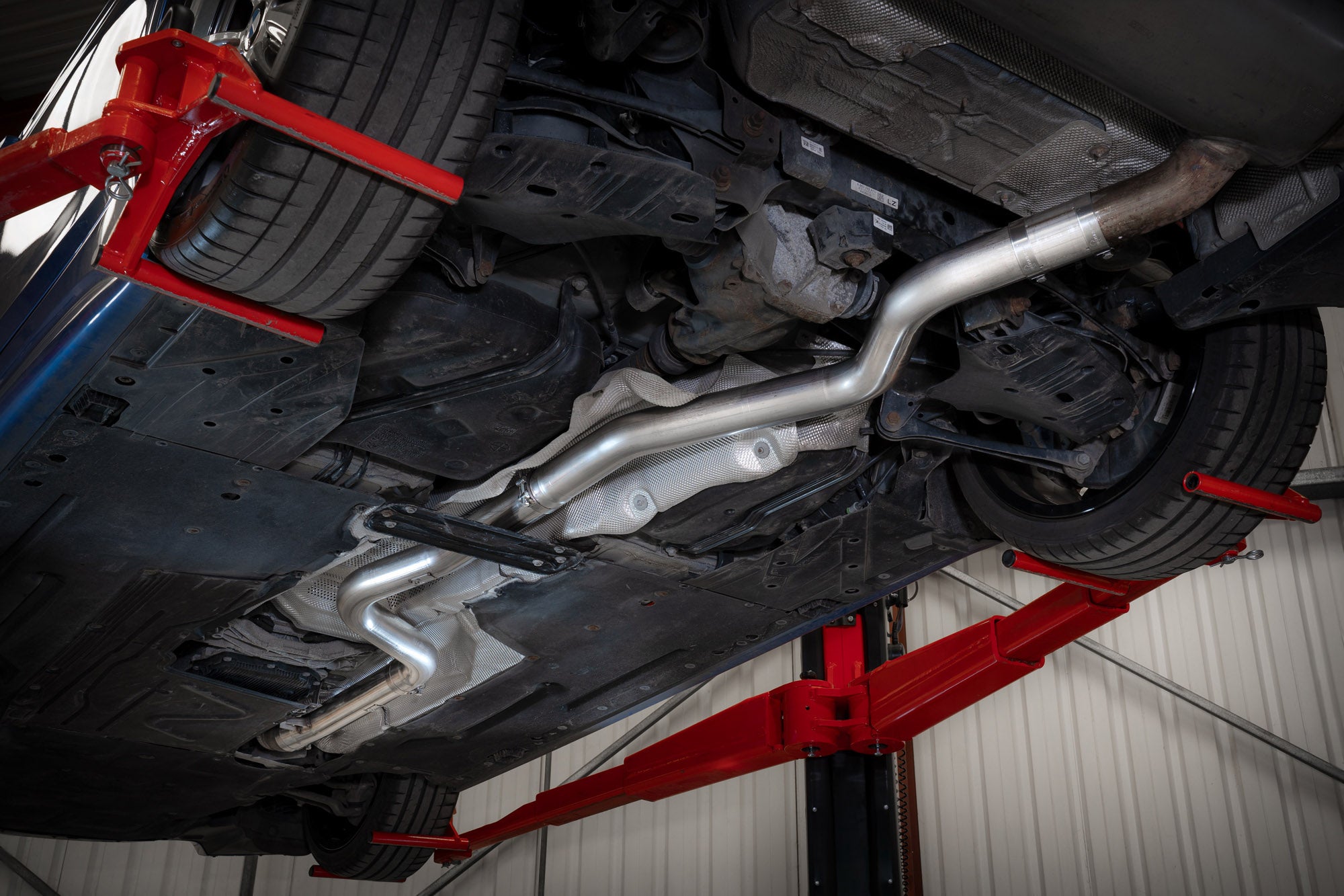 Scorpion BMW 3 Series F30 F31 F32 Resonator Delete Pipe - rear detail view